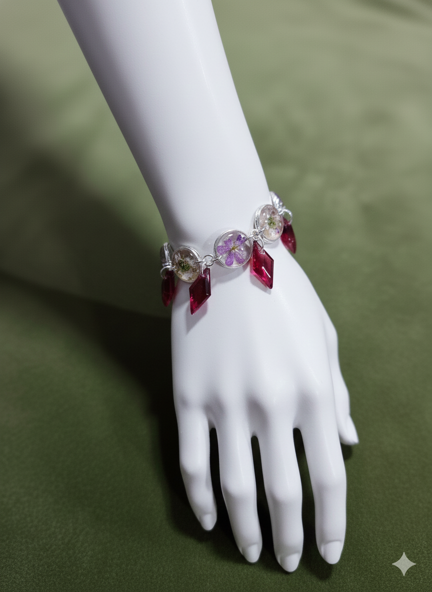 Bracelet Designer Series - Red Leaf