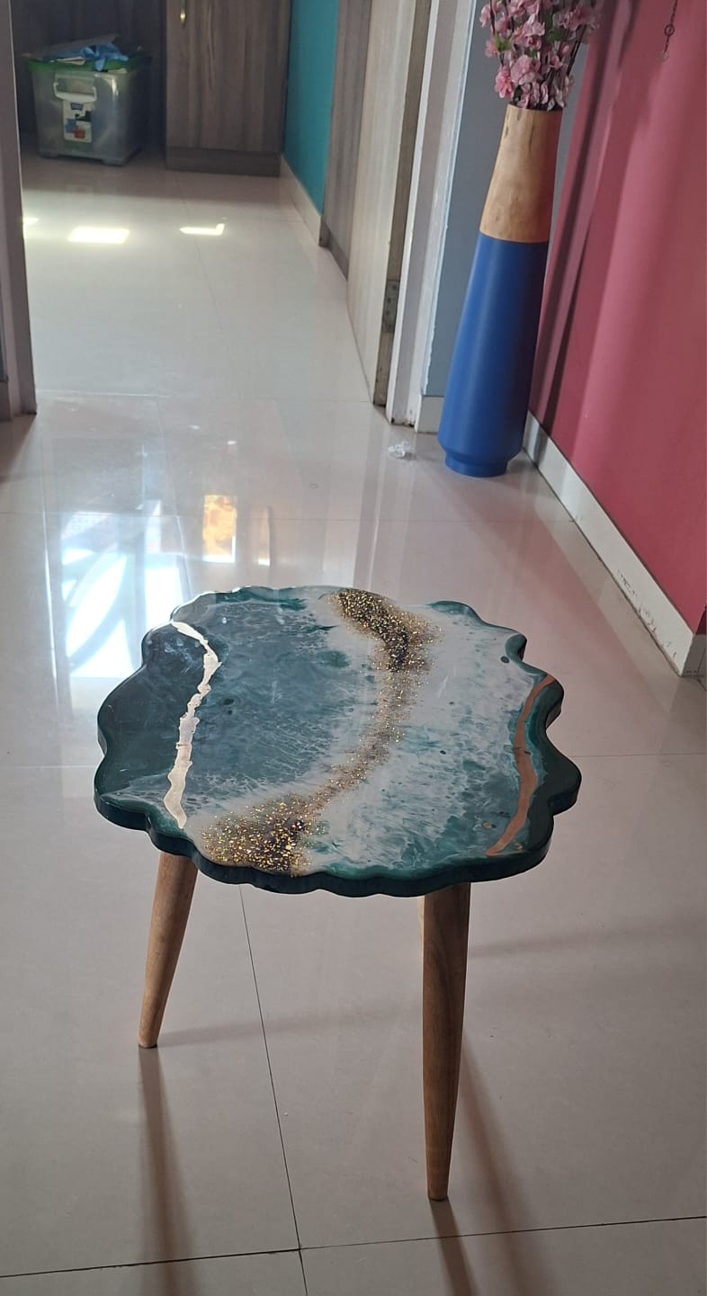 Home Decor - Blue Lagoon table